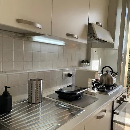 Historic Center Penthouse 6 Minutes From The Station Apartment